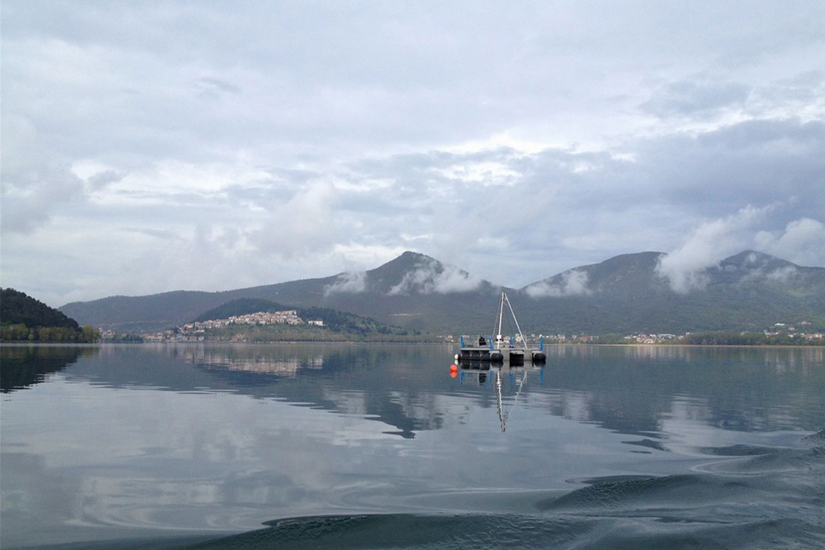 Platform for exploration drilling of the University of Bern for sea sediments at Lake Kastoria